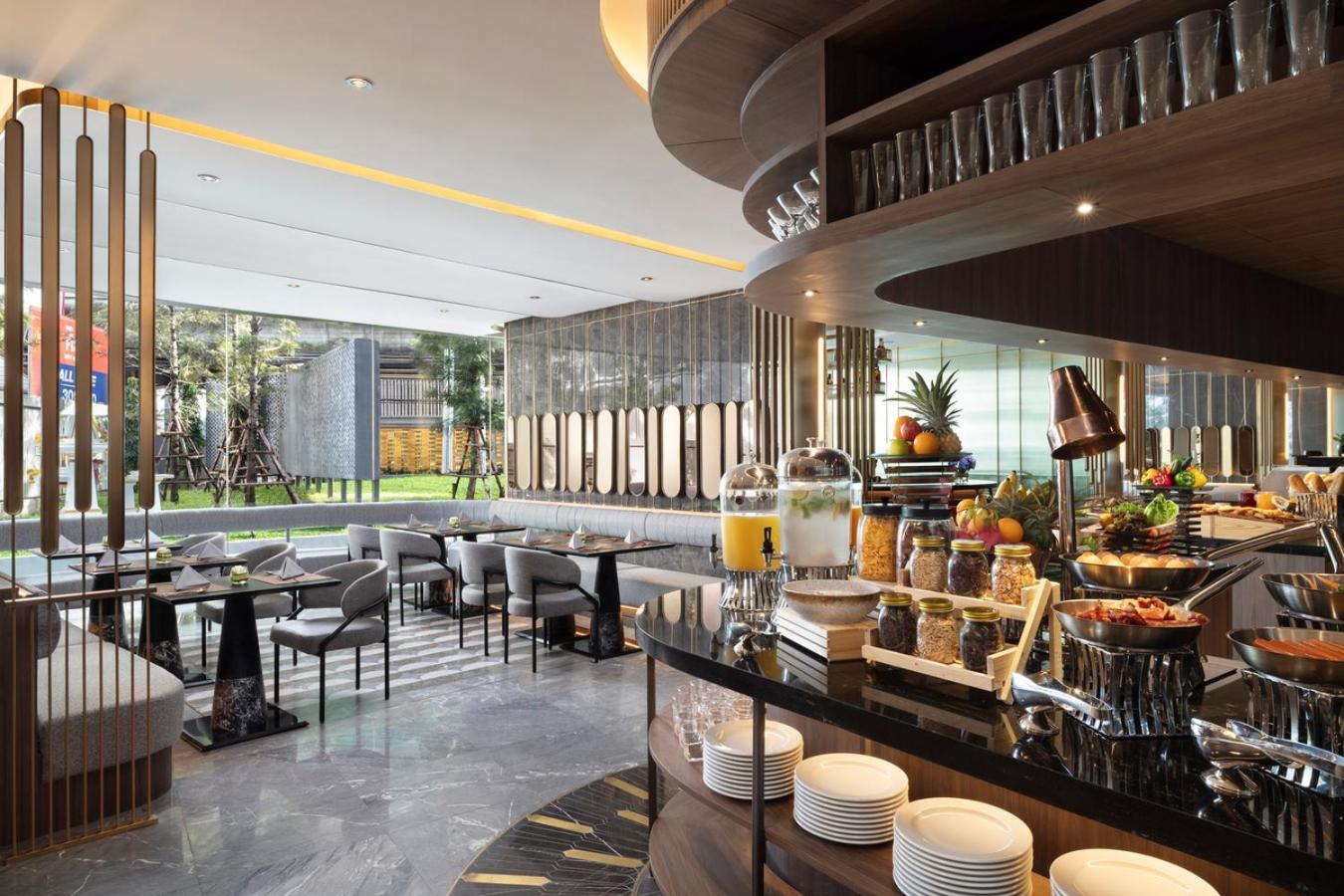 Oakwood Suites Tiwanon Bangkok Nonthaburi Exterior foto